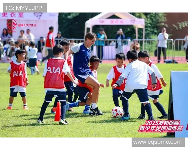 体系球星足球发展与现代竞技格局下团队协作和个人能力融合探索 体系球星足球发展与现代竞技格局下团队协作和个人能力融合探索