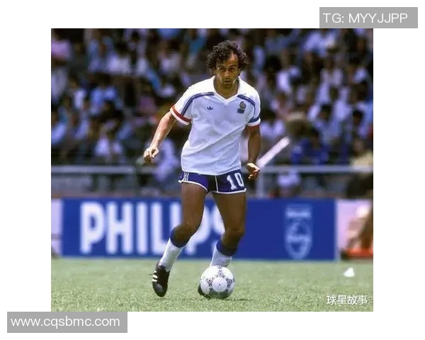 历史上最伟大的十位足球传奇人物盘点及其辉煌成就解析 历史上最伟大的十位足球传奇人物盘点及其辉煌成就解析