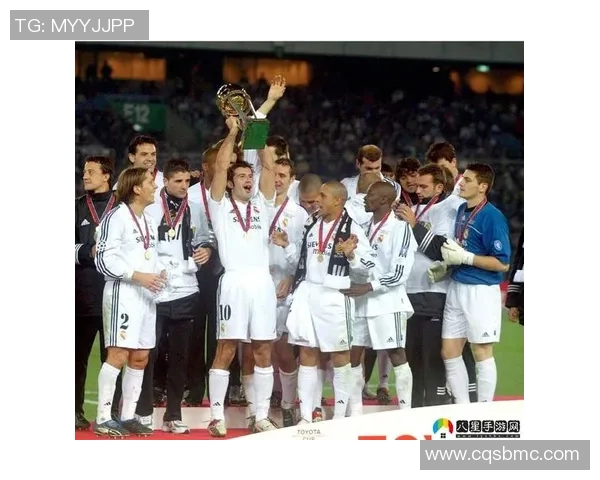 当年足球巨星传奇回顾:那些年的绿茵场风采与辉煌瞬间 当年足球巨星传奇回顾:那些年的绿茵场风采与辉煌瞬间