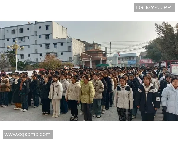 赣州小球星足球队展现青春风采推动当地足球文化发展