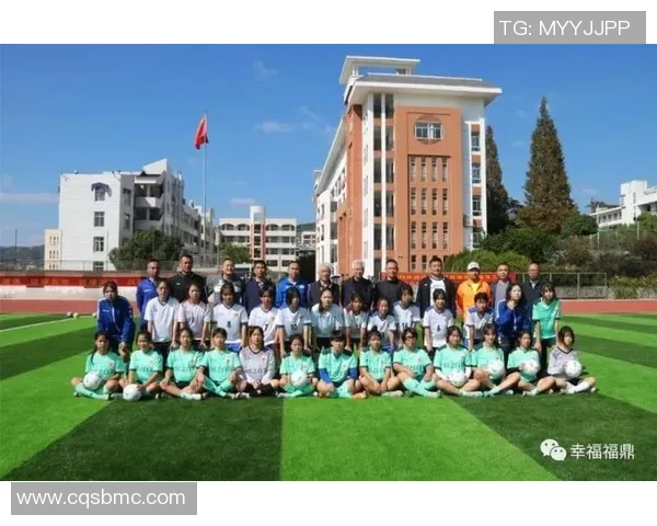 与足球明星合影的神器:轻松打造属于你的专属足球明星合照体验 与足球明星合影的神器:轻松打造属于你的专属足球明星合照体验